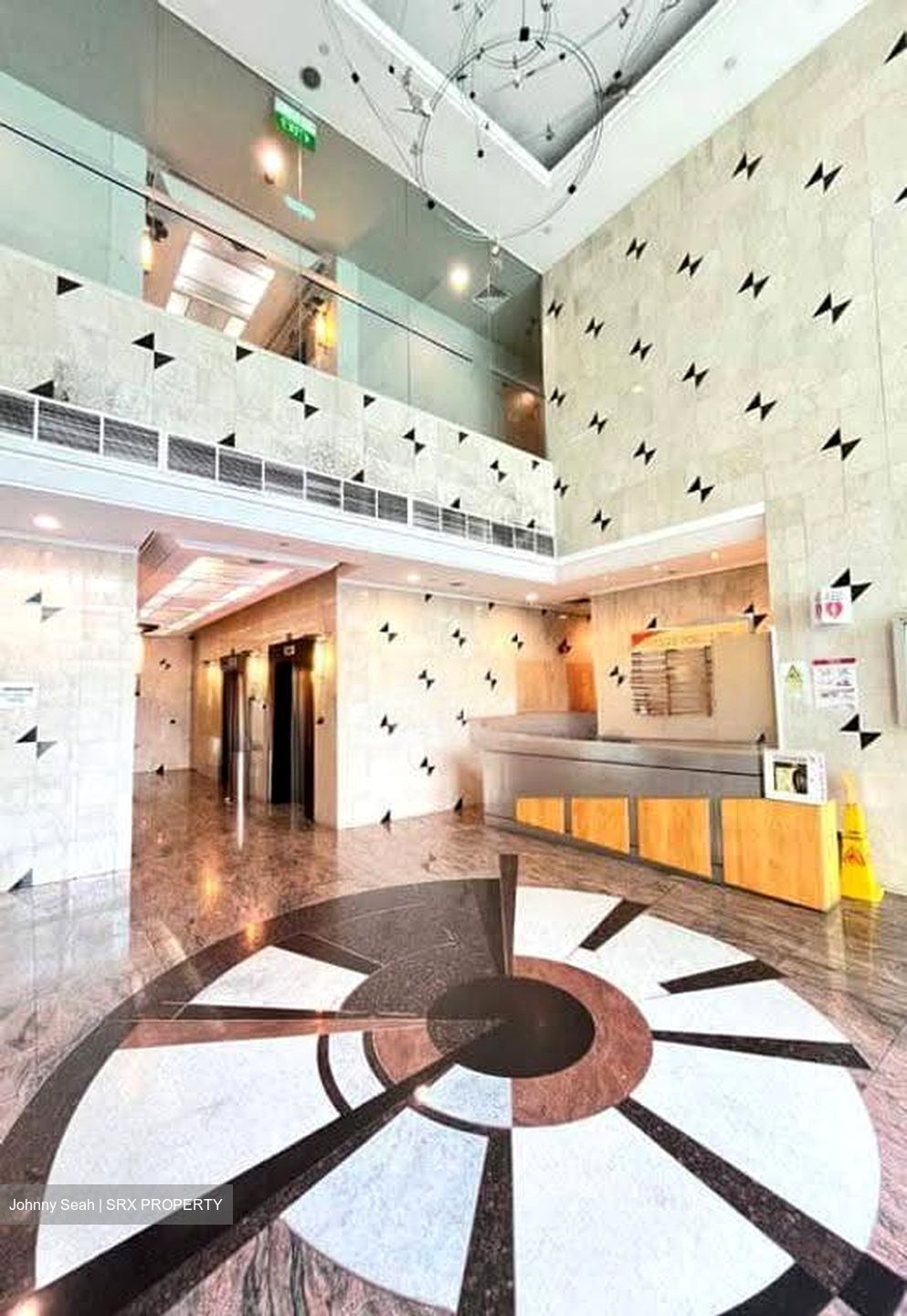 Sunshine Plaza (D7), Office #619964821